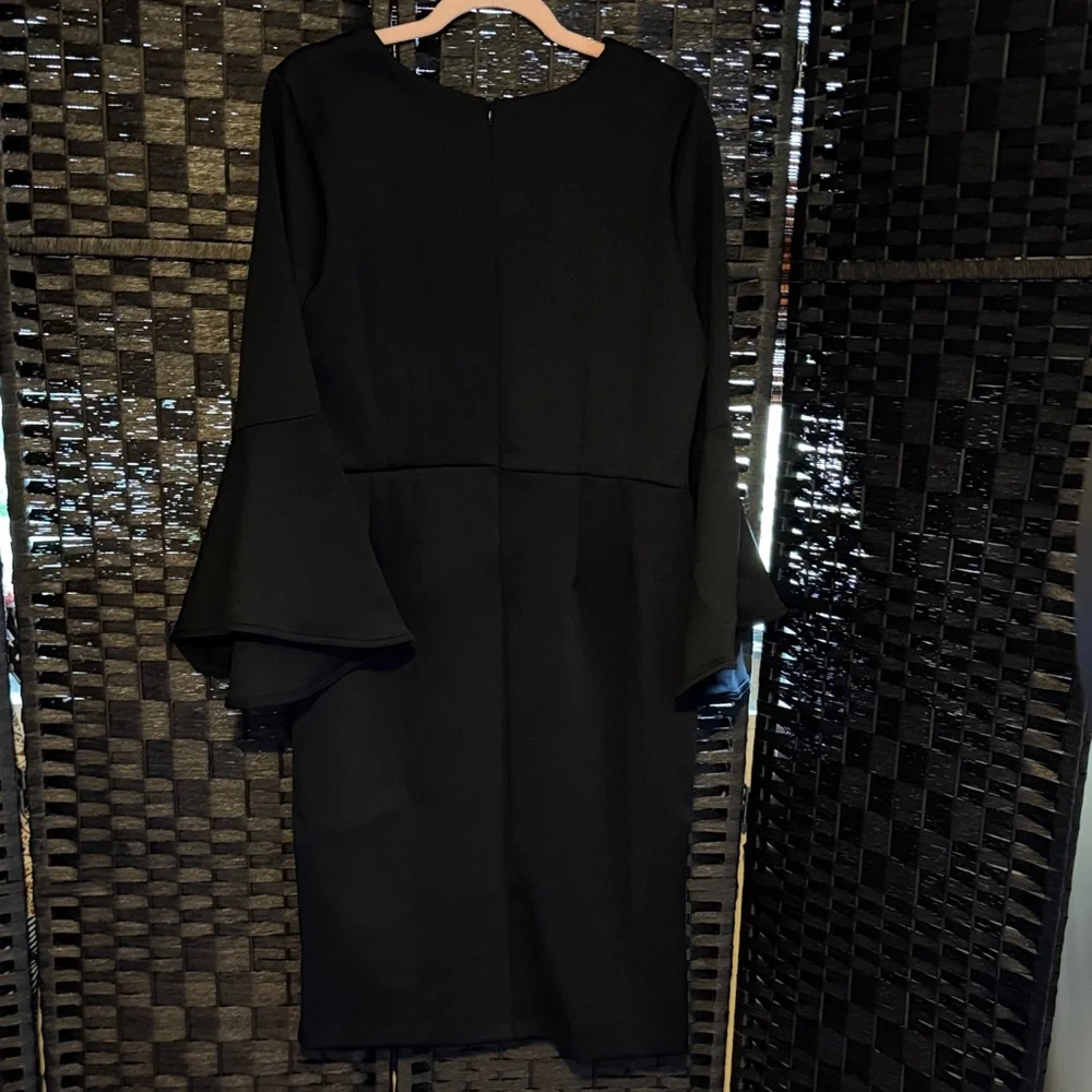 ELOQUII Black Bell Sleeve Dress Size 14 - Picture 4 of 8